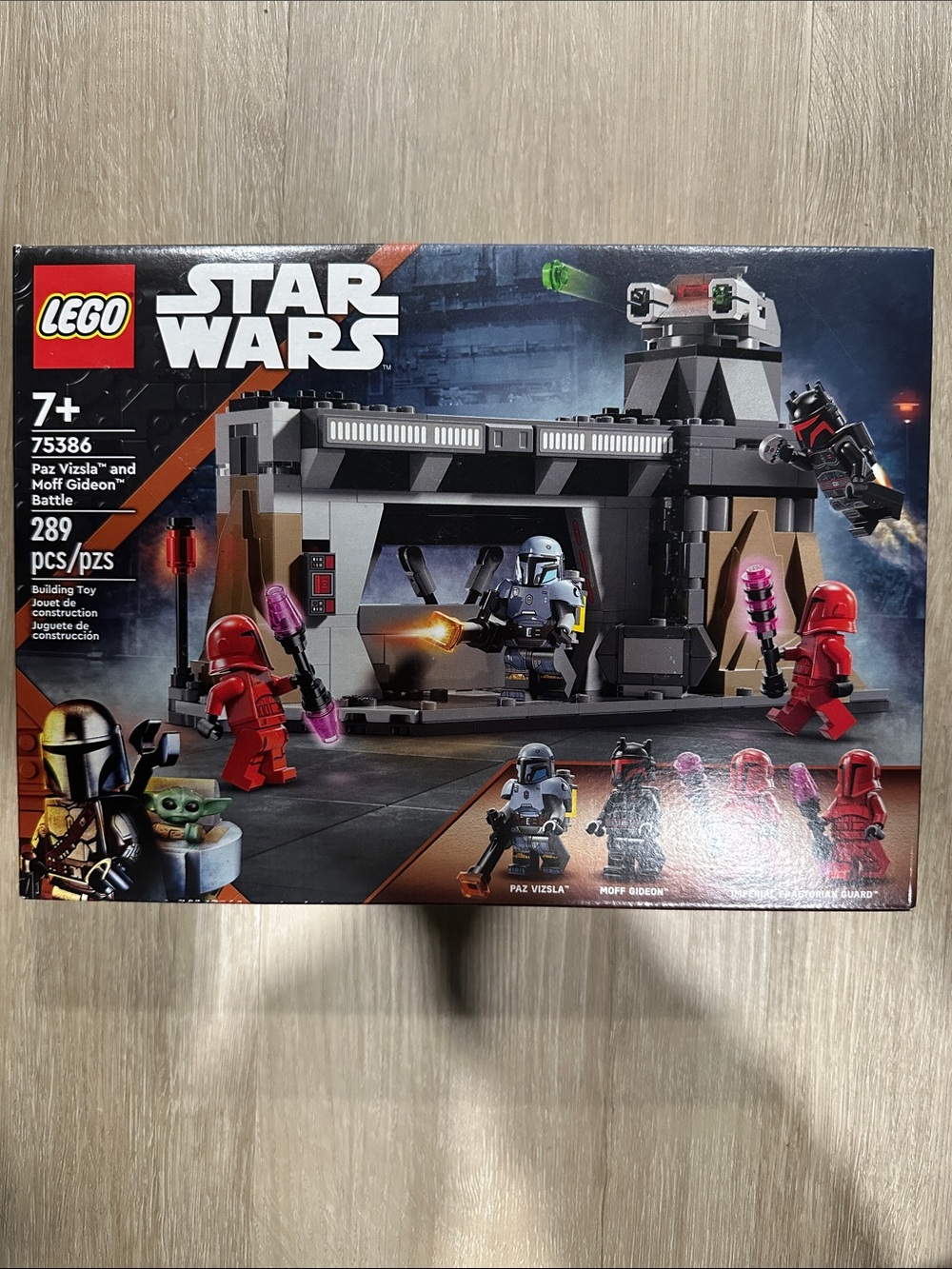 LEGO Star Wars Battle Set with Gray Outpost and Red Imperial Guards